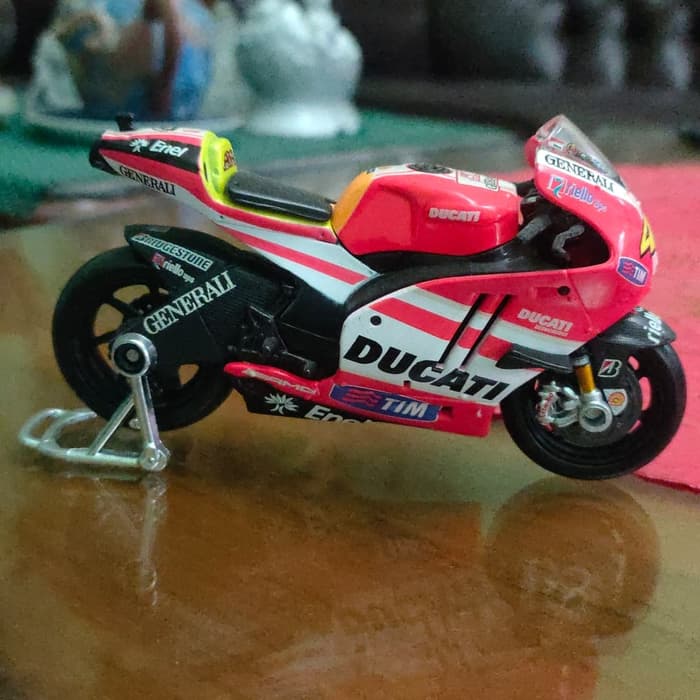 DIECAST MINIATUR DCS893 MOTOGP