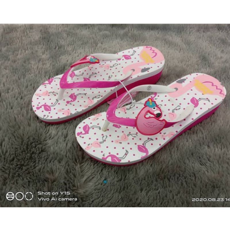 Sepatu dan sandal Bata