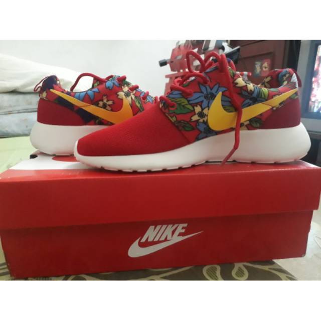 NIKE ROSHE RUN ORIGINAL