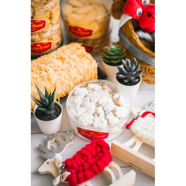 

Kue Putri Salju Spesial Wysman