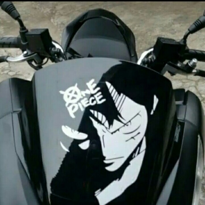 stiker windshield motor Pcx nmax one piecel luttpy Keren Stiker motor - Putih