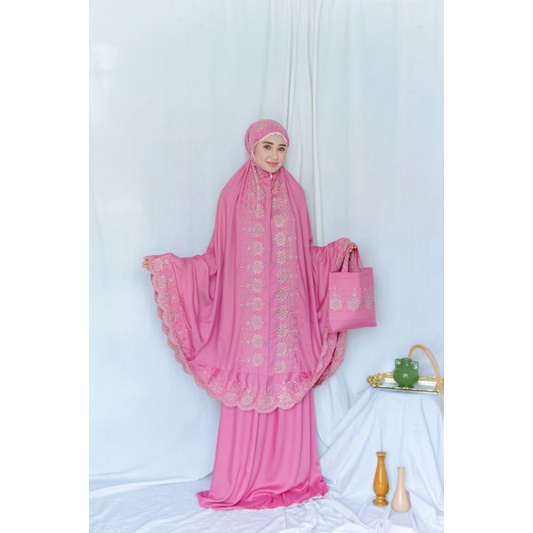 Mukena ( Gracella KD RIANTI ) Mukena Rayon Jumbo Bordir Mewah