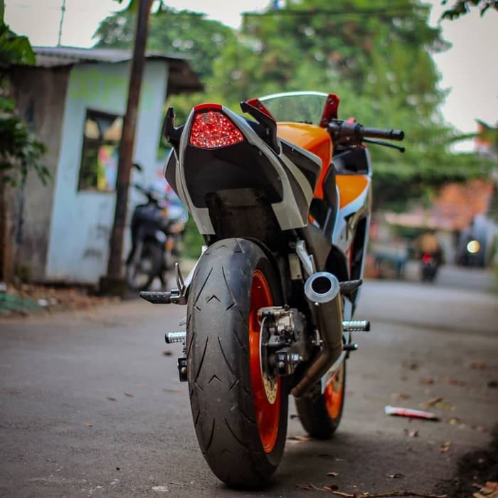 AKSESORIS undertail cbr k45 fender cbr k45 undertail cbr lokal cbr k45a