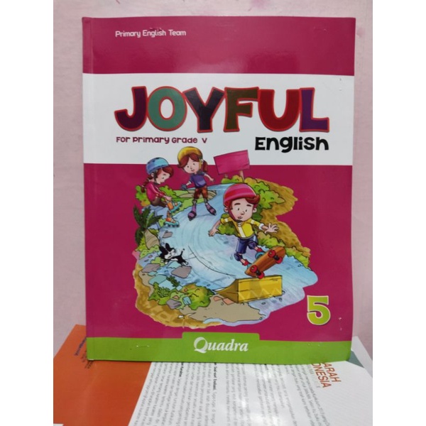 buku bahasa Inggris/joyful English kelas 5 sd/V SD quadra revisi