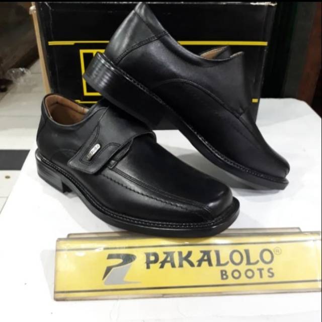 Sepatu pantofel kulit asli model perekat warna hitam PAKALOLO original size 39-44 art 7507