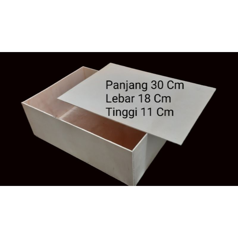 

Kotak box 30x18x11 cm perlengkapan packing souvenir kado multy fungsi