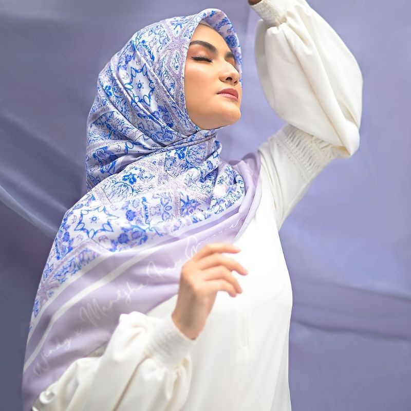 MAHARANI GREY MANDJHA X WINDY SERIES IVAN GUNAWAN