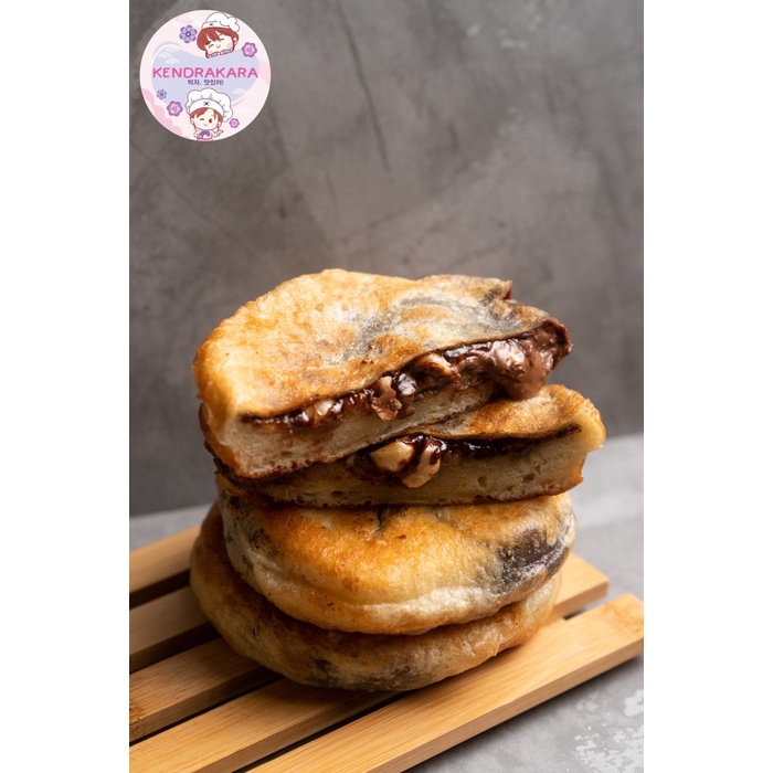 

Hazelnut Nutella Hotteok (isi 3pcs)