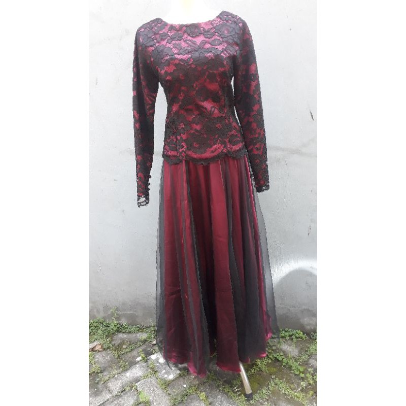 Dress Brokat Rok Tule Kebaya Modern Gaun Lebaran Warna Merah Maroon