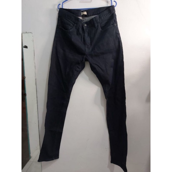 Preloved Celana Jeans pria Uniqlo - Preloved Celana Panjang pria Jeans Uniqlo