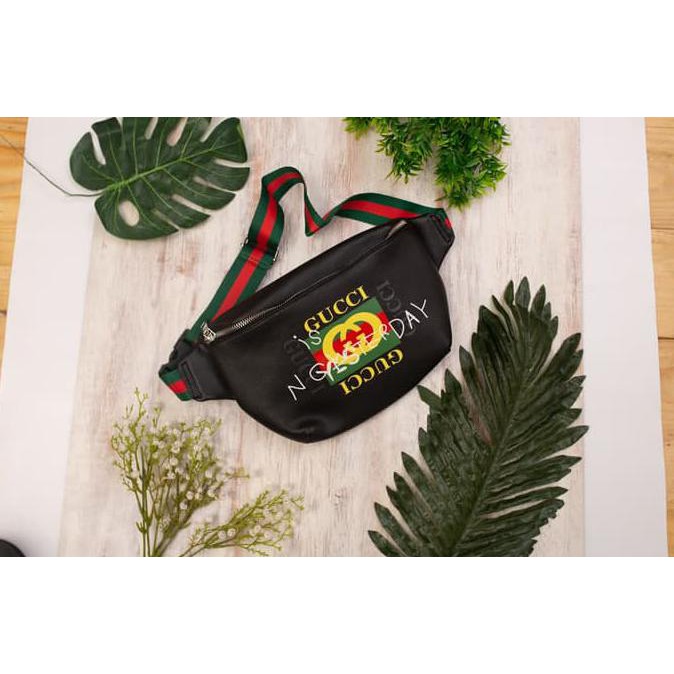 Pengiriman Cepat waistbag pria..> Tas Bahu - Sling bag - Chest bag GUCCI - Hitam STOK TERBATAS