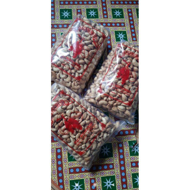 

Kacang mede matang grade super asli Wonogiri kemasan 1kg