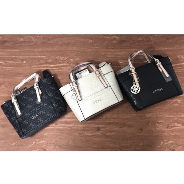 Tas guess  / tas mini slingbag guess delaney