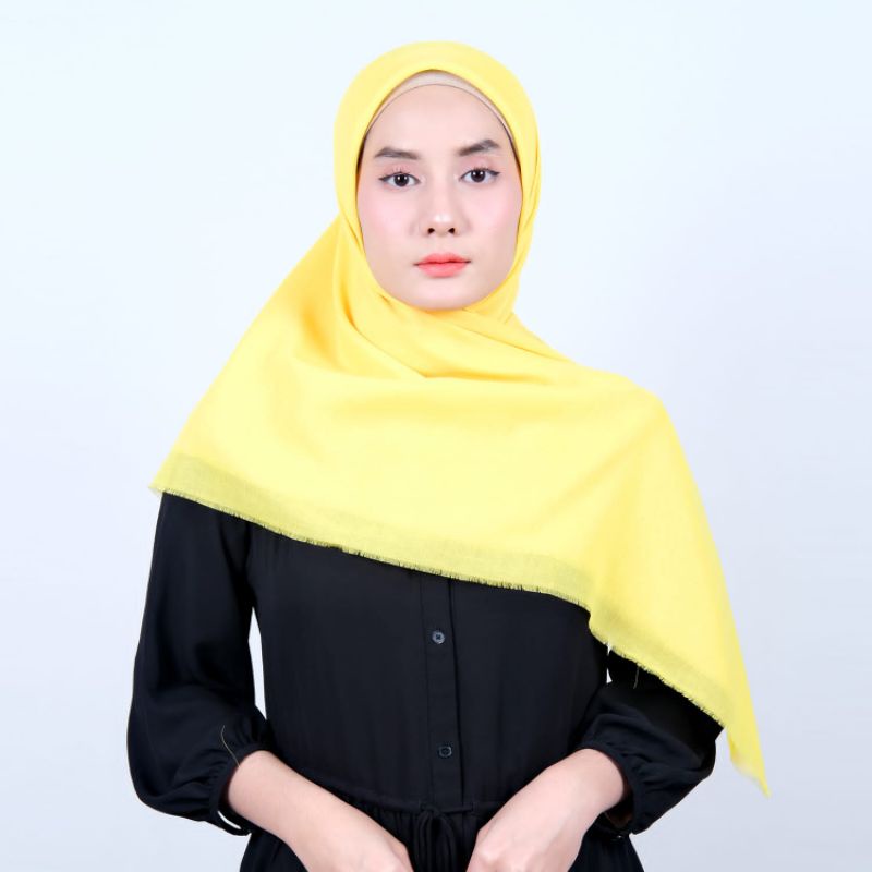 Hijab Saudia Rawis Segi Empat Premium Kuning Golkar -  Jilbab Kerudung Polos Segiempat  110x110 CM A