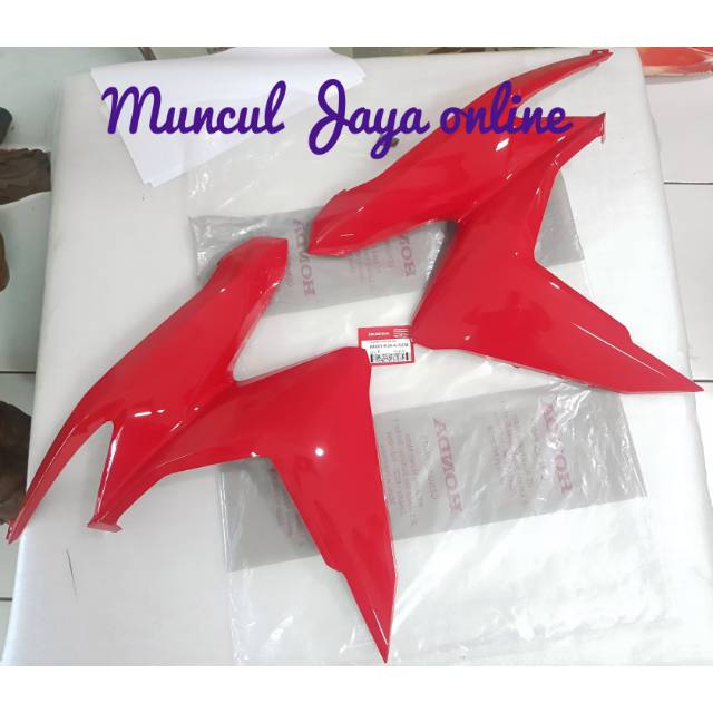 Cover Tebeng Sayap Kanan Kiri Vario 125 150 Led Terbaru 2018-2022 Merah Glossy 64601 64501-K59-A70ZM