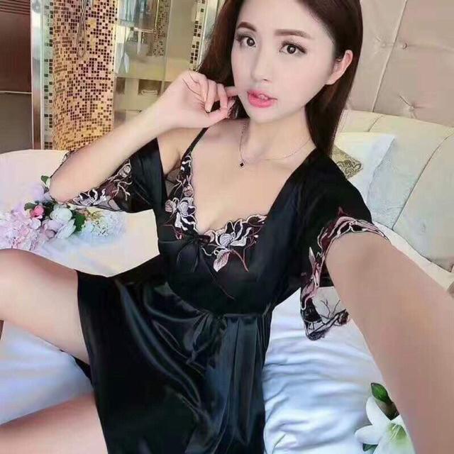 Kimono Baju Tidur Wanita Deep Flower Katun Satin Hantaran Nikah-C - hitam