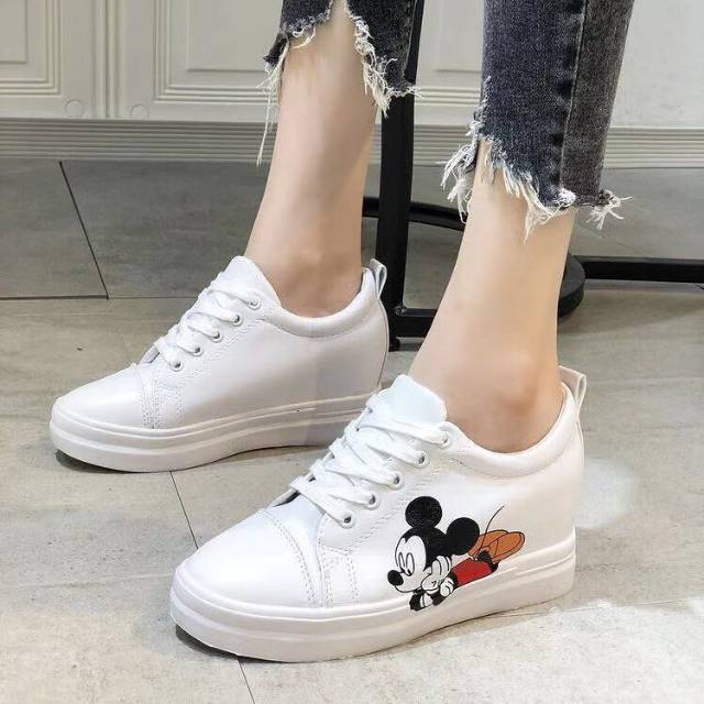 Sepatu sneaker  mickey import/sneaker mickey