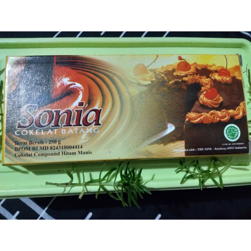 

SONIA COKELAT BATANG COKELAT COMPOUND COKLAT BLOK 250gr