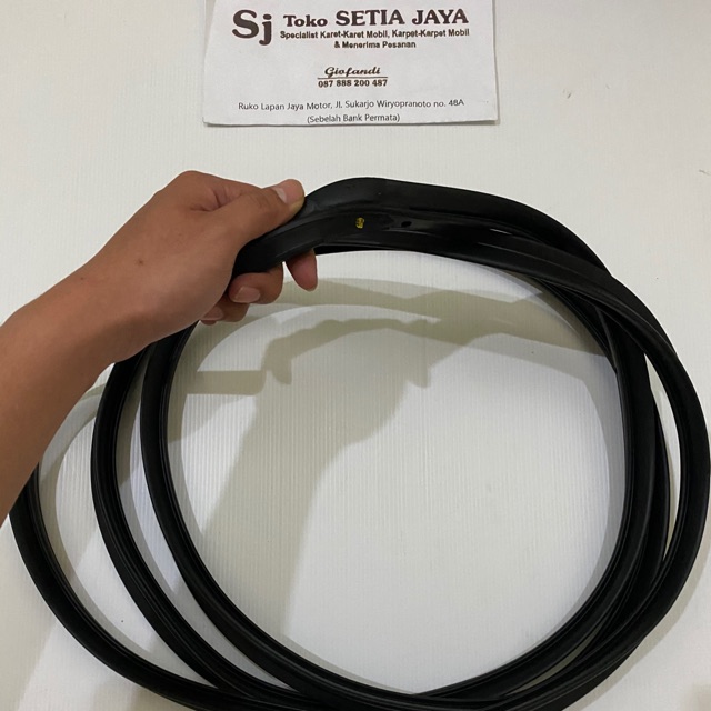 Karet pintu suzuki jimny / katana