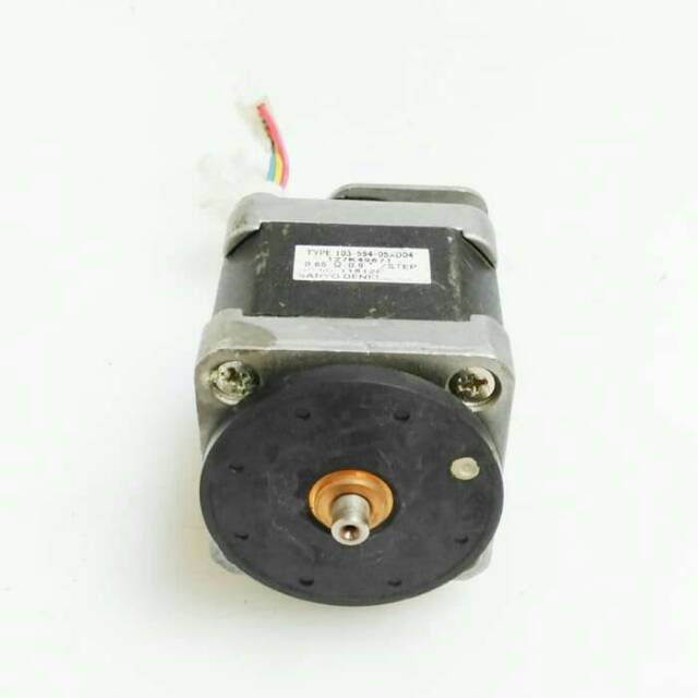 stepper motor sanyo denki 123K38200 Type 103-594-05XD02 0.9 deg