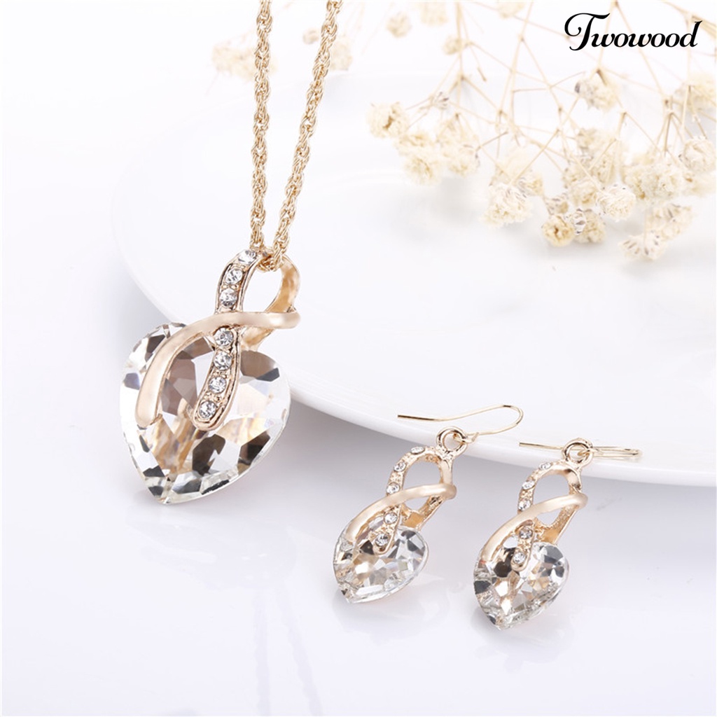 1 Set Kalung Anting Liontin Hati Kristal Tiruan Tahan Lama Untuk Perhiasan Pernikahan Wanita