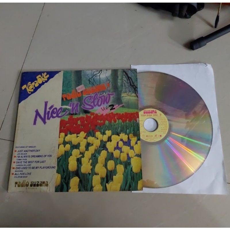 Kaset Laser disc lagu nice n slow