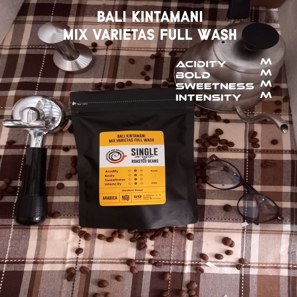 

COFFEE SINGLE ORIGIN ARABICA BALI KINTAMANI MIX VARIETAS FULL WASH 200 GR