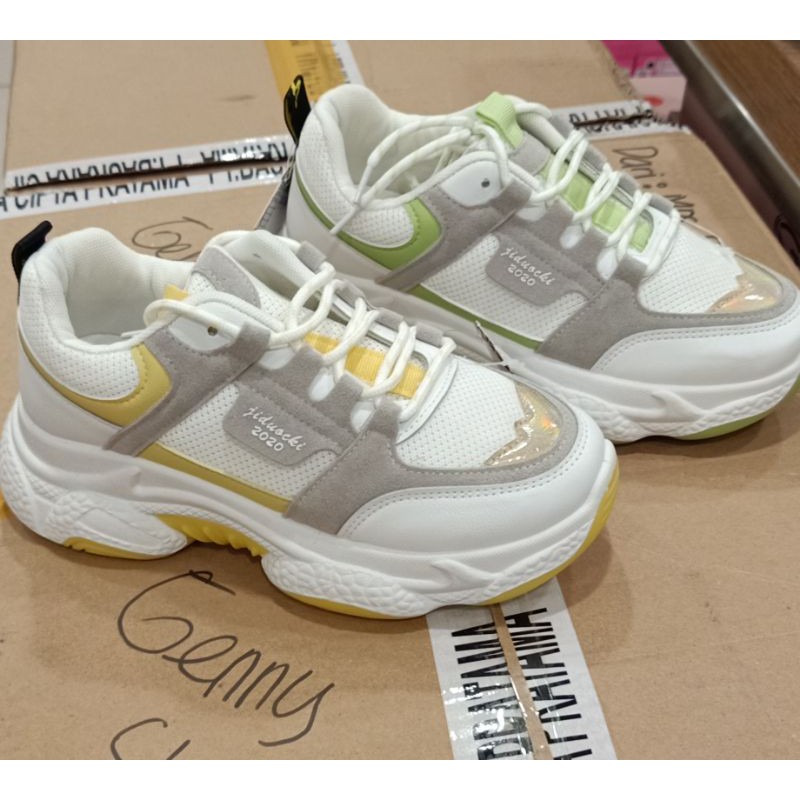 SEPATU SNEAKERS WANITA BRAND GENNY