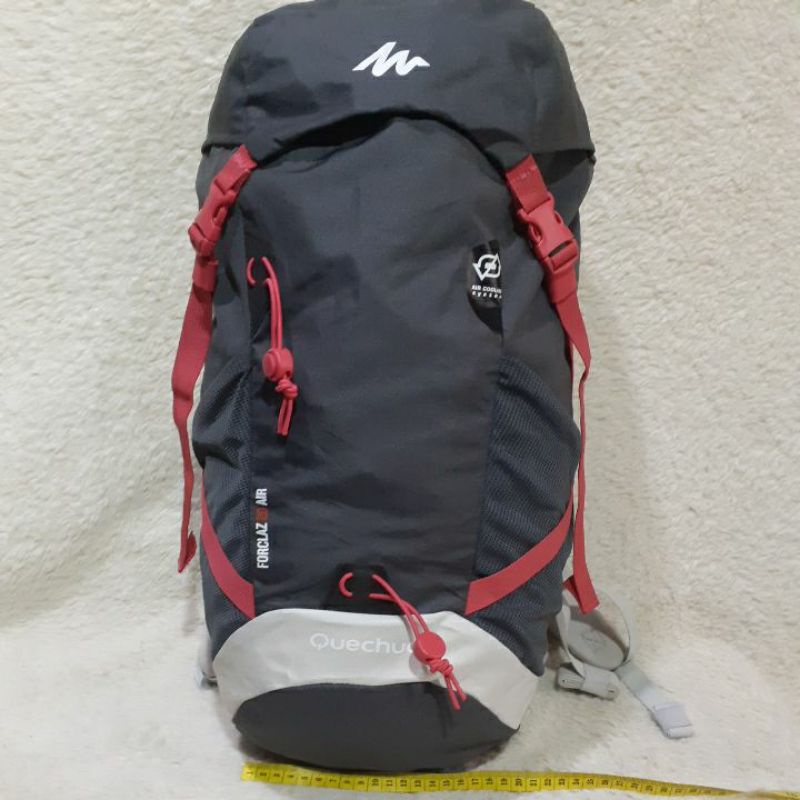 Tas Ransel Second / Preloved / QUECHUA Forclaz 20 Air Abu / Carier Bekas
