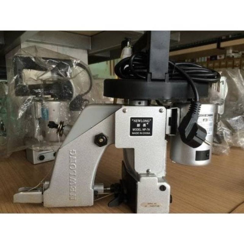 Mesin Jahit karung Newlong Np-7A