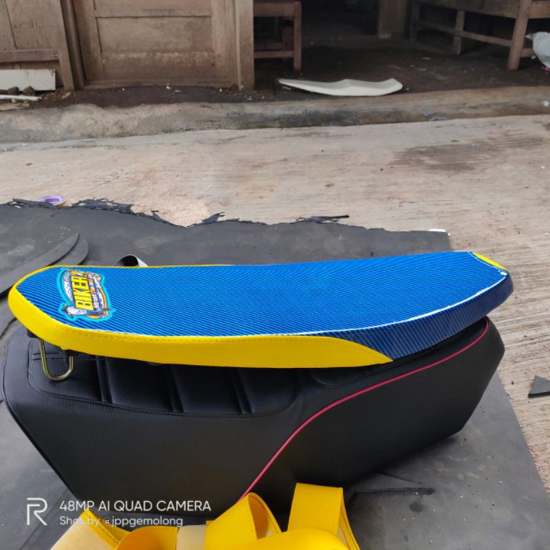 Jok VEGA R NEW Jok VEGA R kulit karbon Jok slim VEGA R NEW