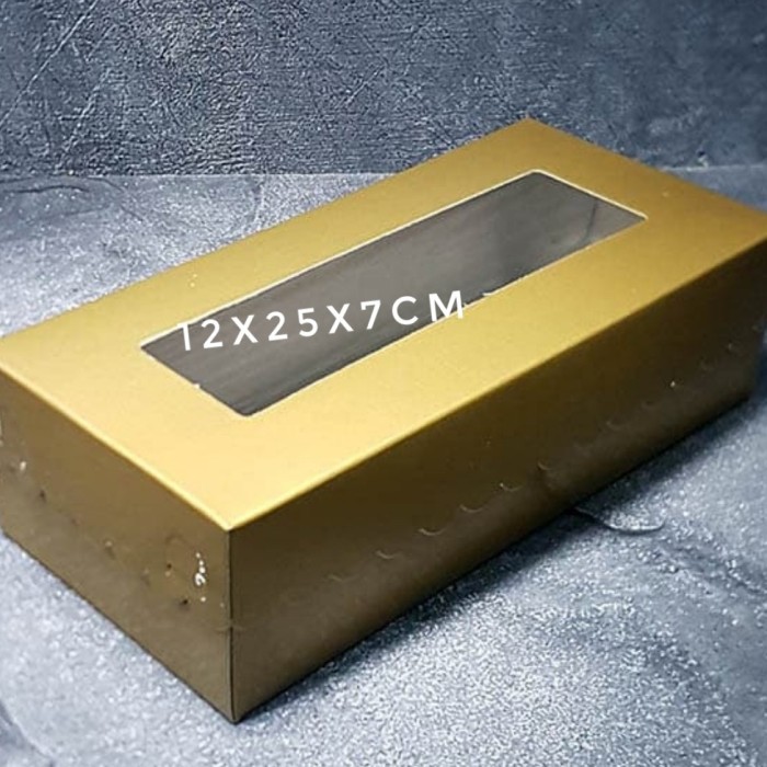 

Kotak Kardus Box Emas Gold Kotak Kardus Bolu Kue Cake Tart 12x25x7cm