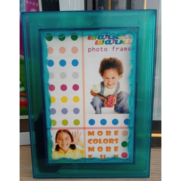 Pigura Frame Foto 4R Plastik Hijau