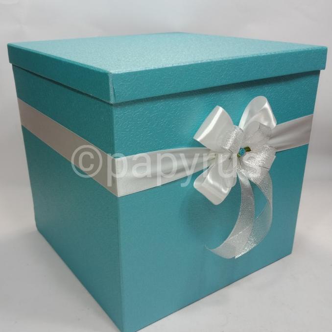 

[COD] Papyrus 30x30cm Tinggi 30cm Pita Samping Kotak Kado Gift Box [COD]