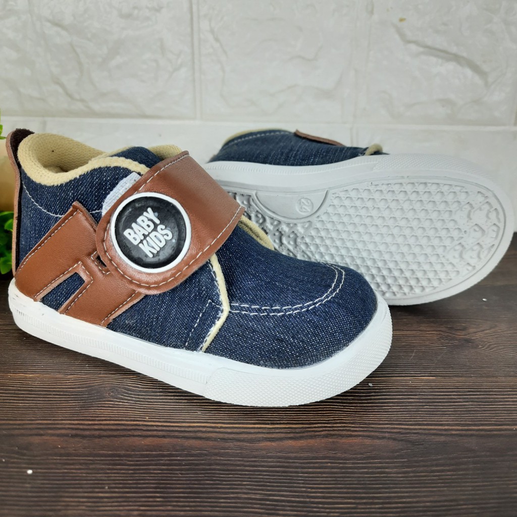 [TAMAN SEPATUKU] SEPATU TRENDY MURAH SNEAKER DENIM ANAK LAKI-LAKI  1-6 TAHUN CAX09