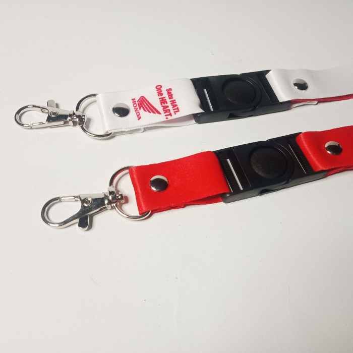 

Diskon Tali Lanyard Id Card Printing Motif Honda One Heart Hot Sale