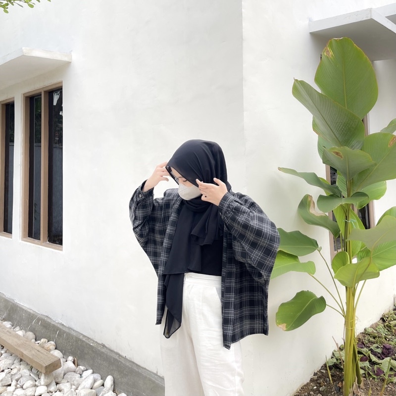 Larisa Outer flanel Batwing oversize