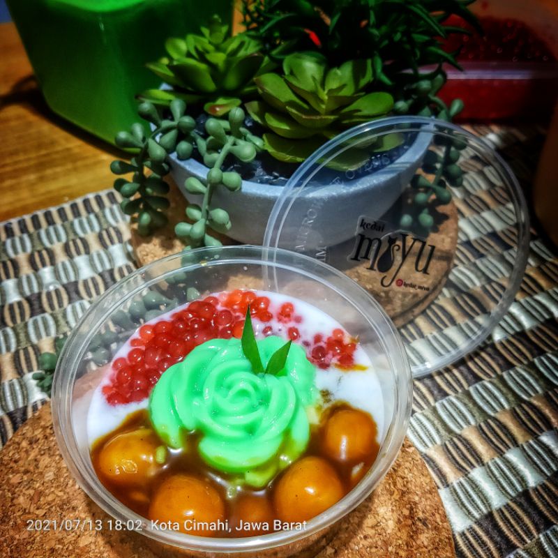 bubur sumsum candil srintil dengan gula aren asli tanpa pemanis buatan