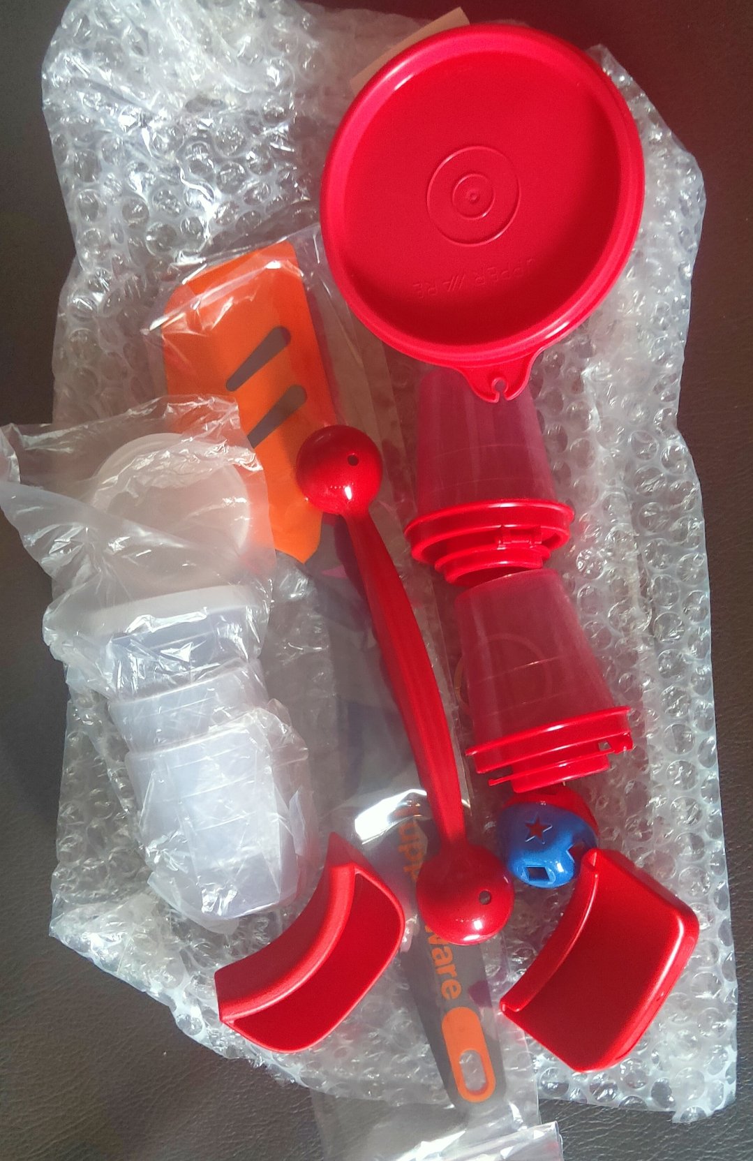 Breezy Pour Malaysia (1 Pcs) Wadah Minyak Tupwr