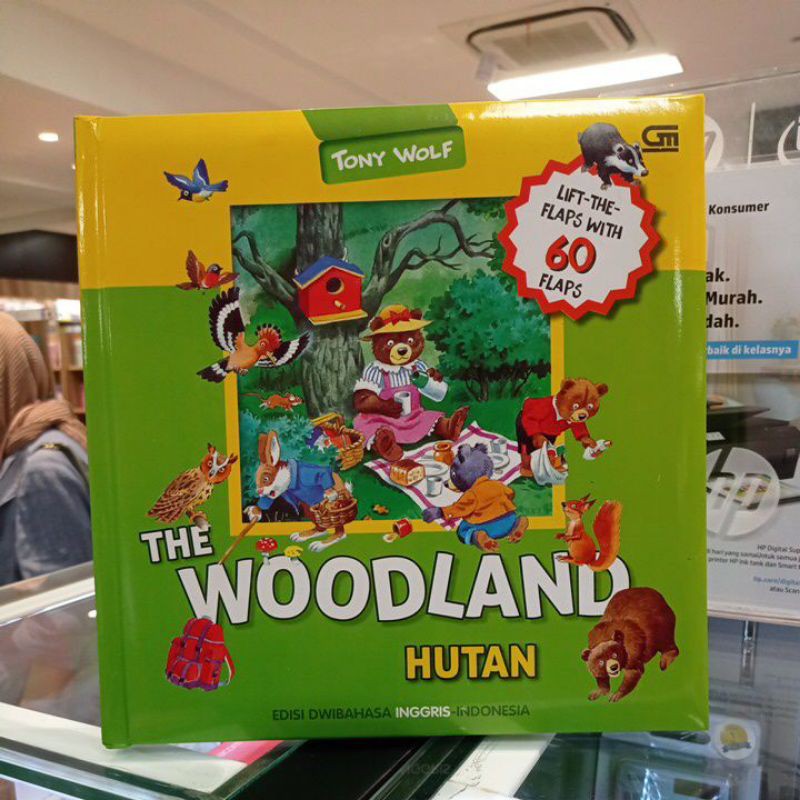 Buku The Woodland Hutan Tony Wolf Penerbit Gramedia