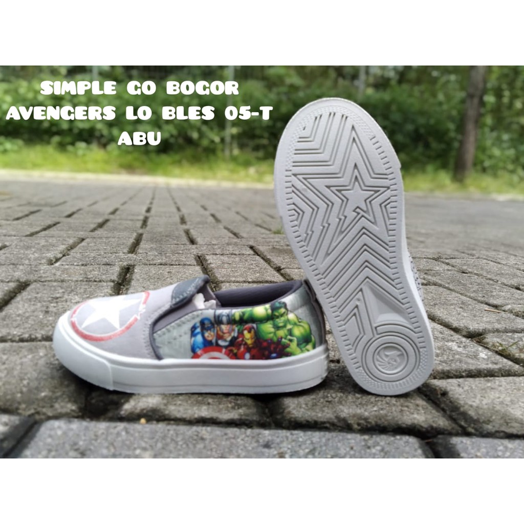 SEPATU ANAK TK-SD GAMBAR AVENGERS TERBARU SIZE 32-35