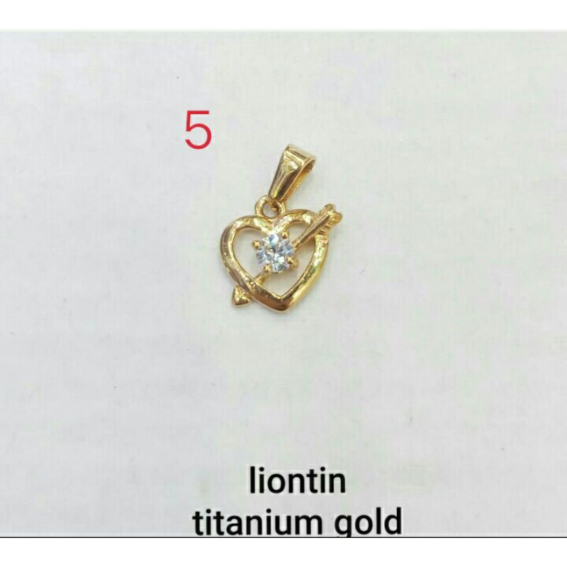 LIONTIN TITANIUM WARNA EMAS MOTIF LOVE