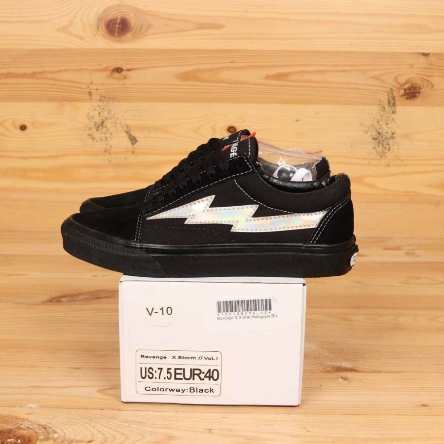 PREMIUM sepatu vans oldskool OG bonus banyak - Promo Mega SALE. revenge x torm