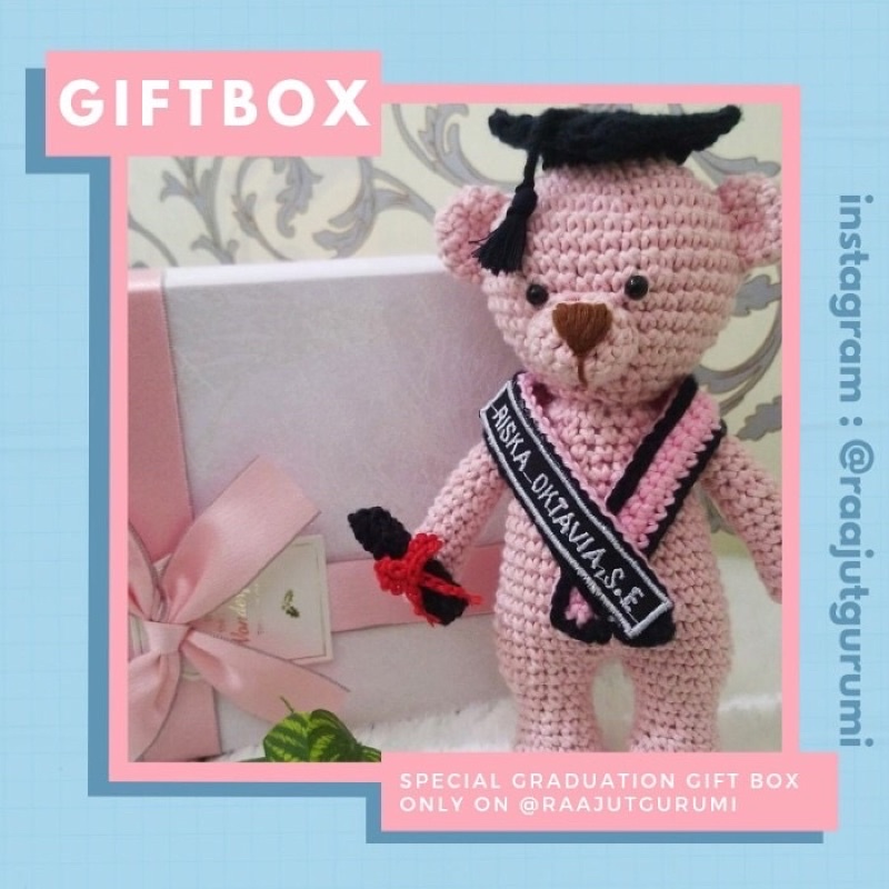 Boneka Rajut Amigurumi Wisuda free Box