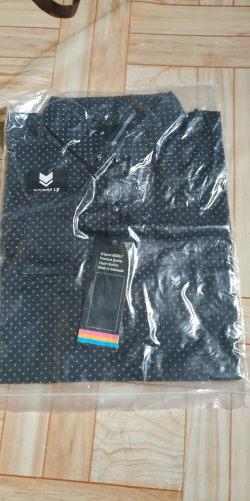 Kemeja Motif Pria Lengan Panjang