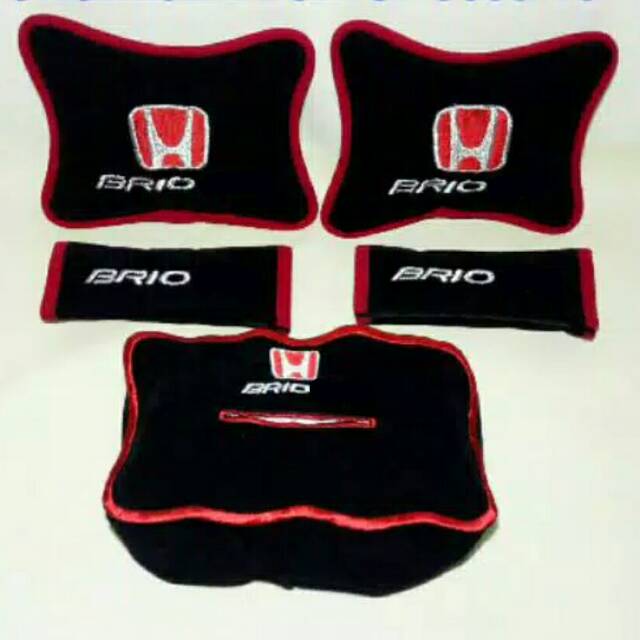 Bantal mobil Brio