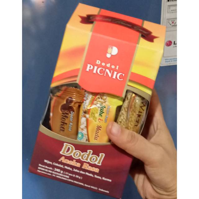 

PAKET DODOL PIKNIK RASA CAMPUR OLEH OLEH GARUT