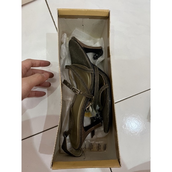 heels wanita coklat