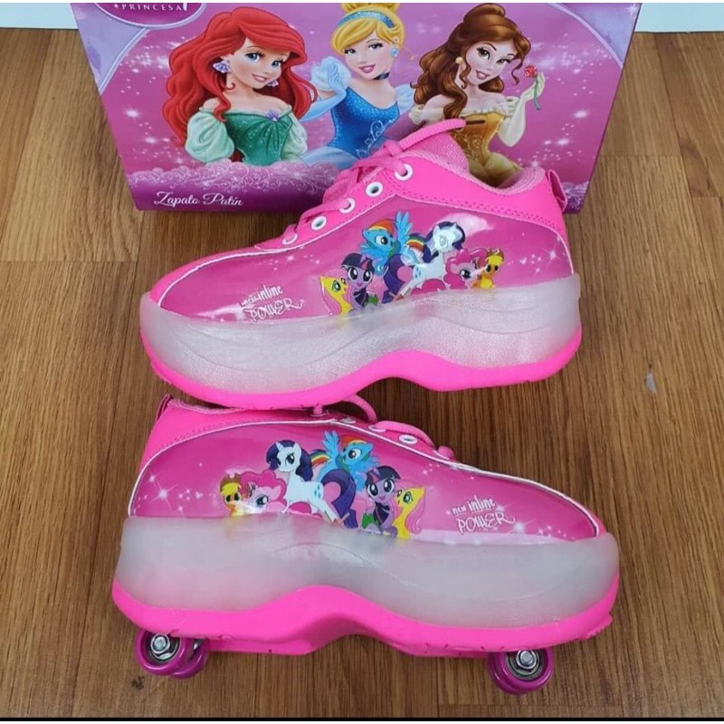sepatu roda 4 bisa dilipat 100%import,tinggi 5 cm gambar 3D timbul ukuran 28 30 32 34 36