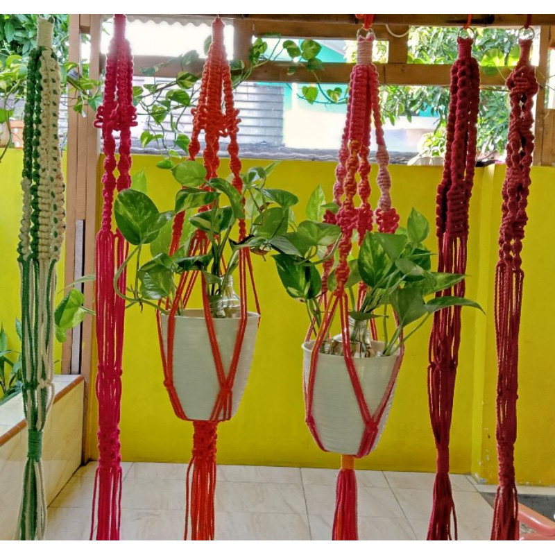 

Macramehangingplanter / gantunganpotmakrame